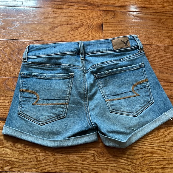 AE super super stretch denim shorts - Picture 2 of 3